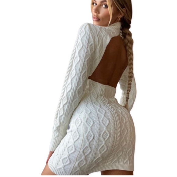 SOLD OUT ❌ALONDRA SWEATER DRESS - Picture 4 of 4